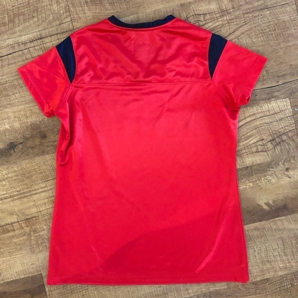 NWOT University of Arizona shiny V neck top.  Large - Picture 2 of 9